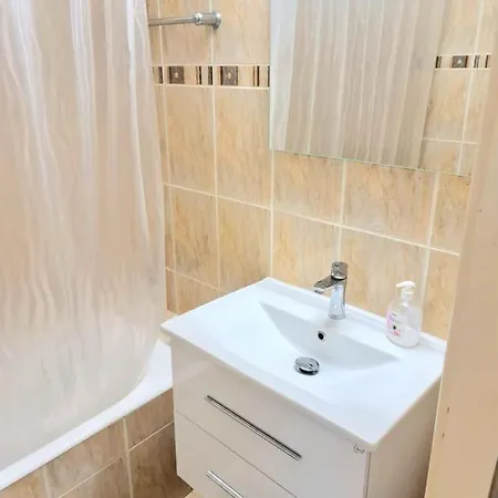 Apartament Stunning Views' With Pool Paphos