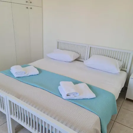 Apartman Stunning Views' With Pool