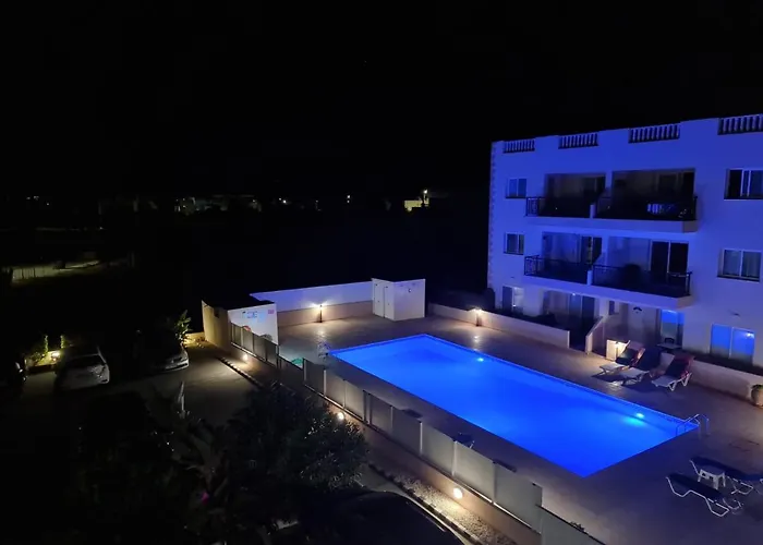 Stunning Views' With Pool アパート *