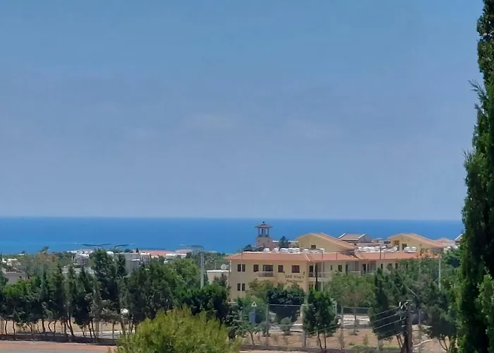 Stunning Views' With Pool *