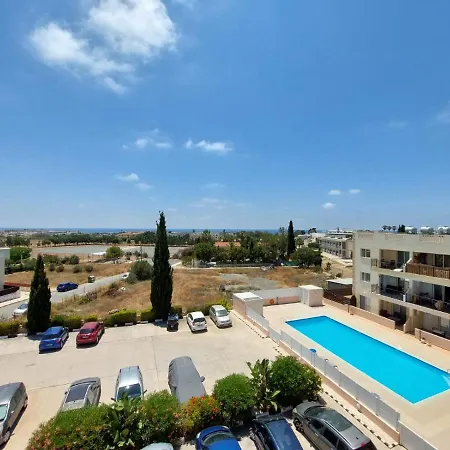 Apartman Stunning Views' With Pool Paphos